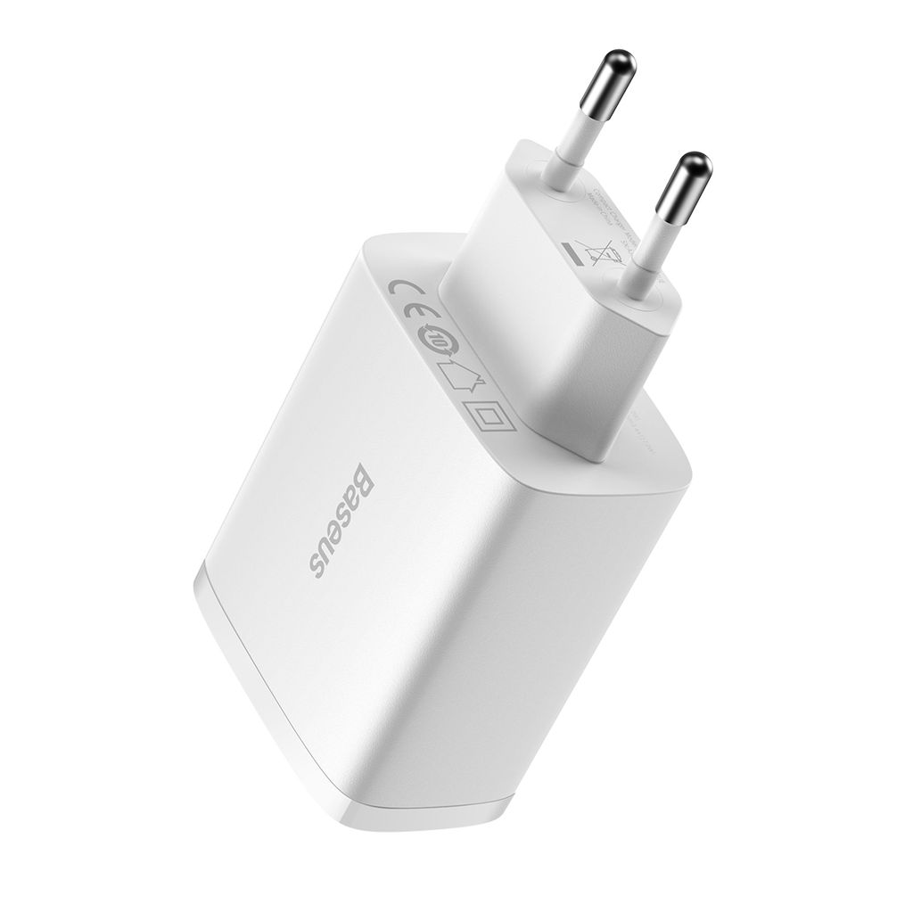 Baseus Compact charger 3x USB 17W vit