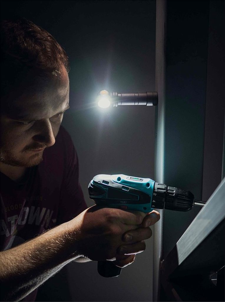 Armytek Wizard C2 Pro Max Magnet USB Pannlampa – 4000 Lumen Kallvit