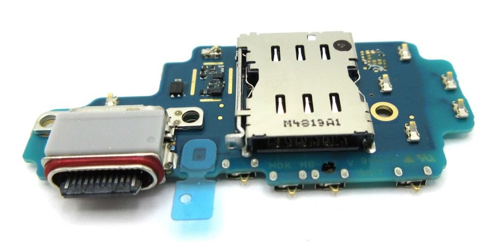 Samsung Galaxy S24 Ultra Latausliitin