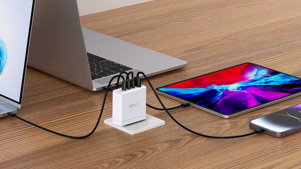 SiGN 140W Snabbladdare med 240W USB-C Kabel – 3x USB-C & 1x USB-A - Vit
