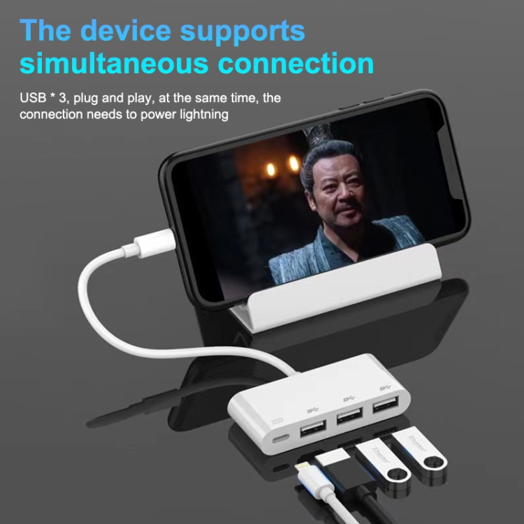 Adapteri Lightning - Lightning + 3xUSB-A 3.0 - Valkoinen