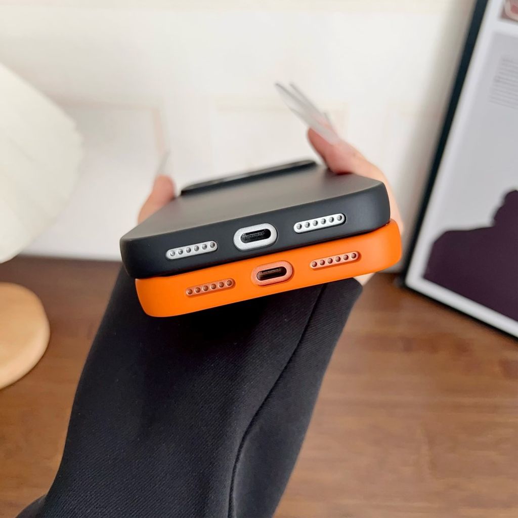 YIKATU iPhone 17 Pro Max TPU Cover – Orange