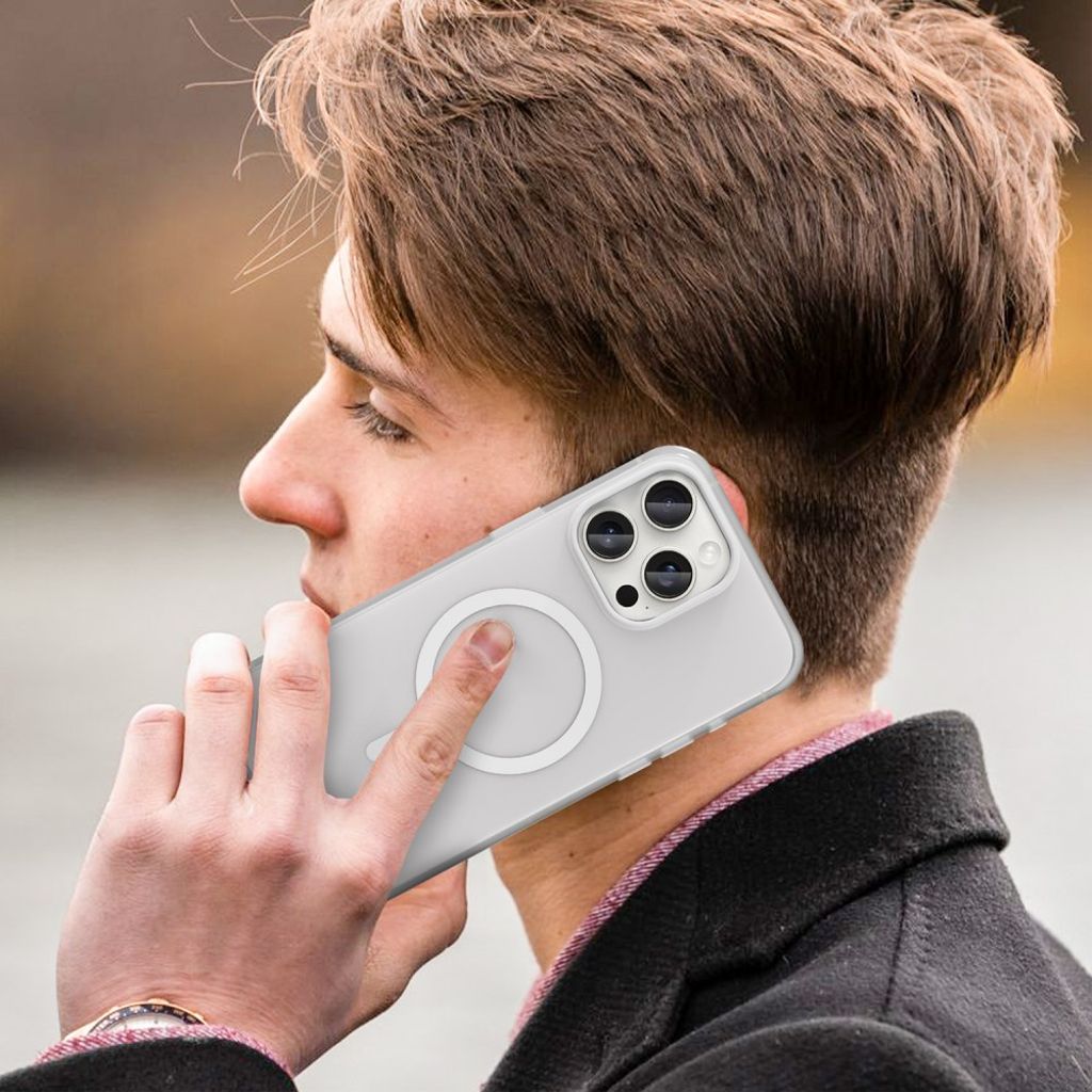 iPhone 15 Pro Max Case with MagSafe - White