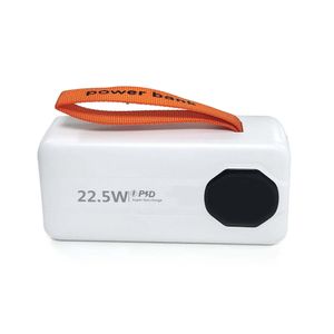 SiGN Kraftig Powerbank med Indbyggede Kabler, 30000mAh - Hvid