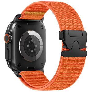 Apple Watch 49/46/45/44mm nailonranneke laskuvarjosoljella – oranssi