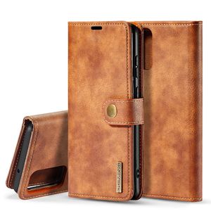 DG.MING Detachable 2-in-1 Samsung Galaxy S20 cover - Brown