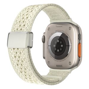 Apple Watch 42/41/40/38mm Klokkereim i nylonblonderdesign - Hvit
