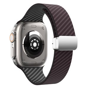 Apple Watch 42 / 41/ 40 / 38mm Klockarmband kolfibertextur - Mörkbrun/Svart