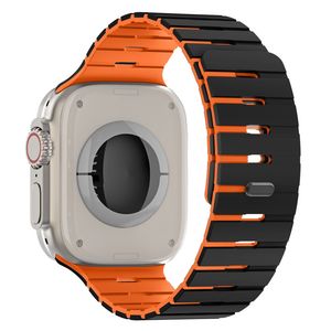 Apple Watch 49/46/44/42mm Kaksivärinen silikoni kellonranneke - Musta/Oranssi