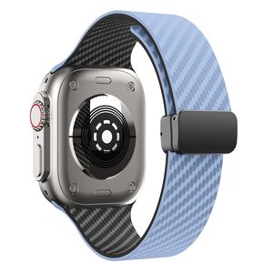Apple Watch 42 / 41/ 40 / 38mm Klockarmband kolfibertextur - Ljusblå/Svart