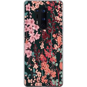 OnePlus 8 Pro Transparent Mobilskal Blommor