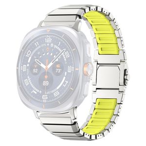 Samsung Galaxy Watch Ultra2 Klokkerem i titan og silikon - Sølv/Grønn