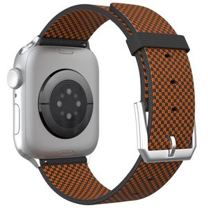 Apple Watch 42 / 41/ 40 / 38mm Justerbart klockarmband i nylon - Svart/Orange
