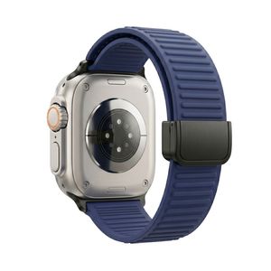 Apple Watch 42/41/40/38mm Silikon klokkerem Magnetisk lukking - Mørkblå
