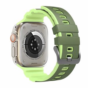 Apple Watch 49/46/44/42mm Tvåfärgat Klockarmband Silikon - Grön