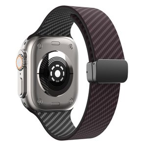 Apple Watch 42 / 41/ 40 / 38mm Klockarmband kolfibertextur - Mörkbrun/Svart