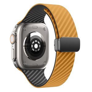 Apple Watch 42 / 41/ 40 / 38mm Klockarmband kolfibertextur - Ljusbrun/Svart