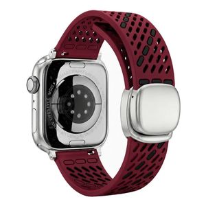 Apple Watch 42 / 41/ 40 / 38mm Klockarmband i Silikon - Vinröd/Svart