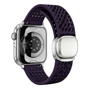 Apple Watch 42 / 41/ 40 / 38mm Silikoninen kellonranneke - Violetti/musta