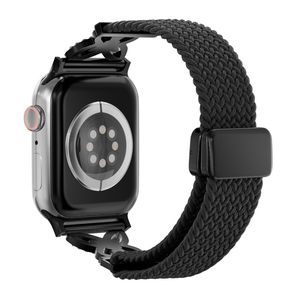 Apple Watch 49/46/44/42mm Punottu nailon kellonranneke strasseilla - Musta
